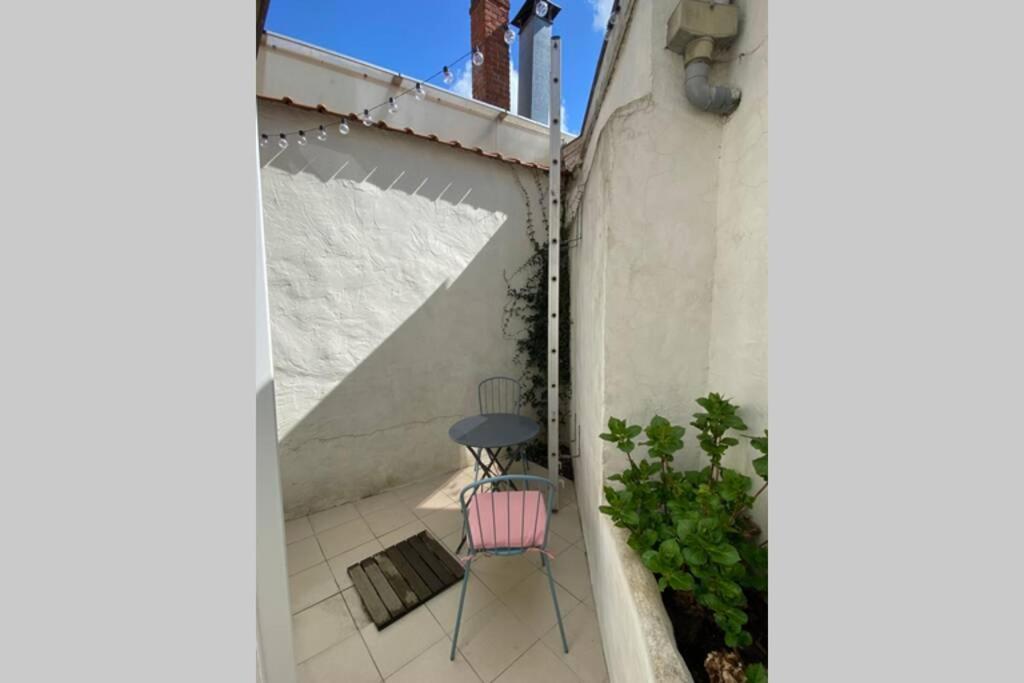 ブルージュStudio With Terrace In 17Th Century Houseアパートメント エクステリア 写真